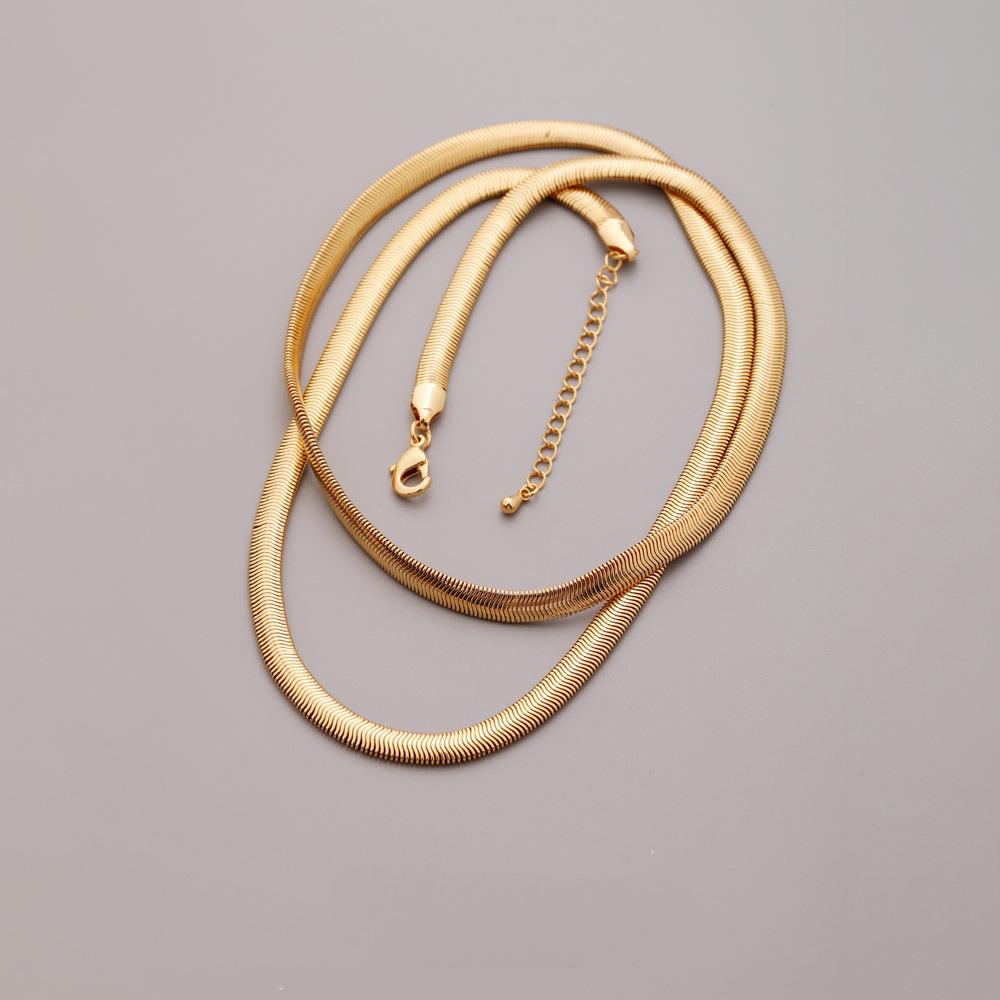 Flat Snake Chain Heart Pendant Necklace– Luxe Edition